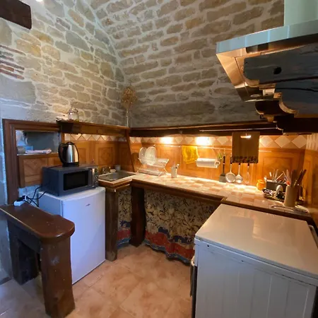 Gite De Lespinasse Saint-Cernin (Lot)